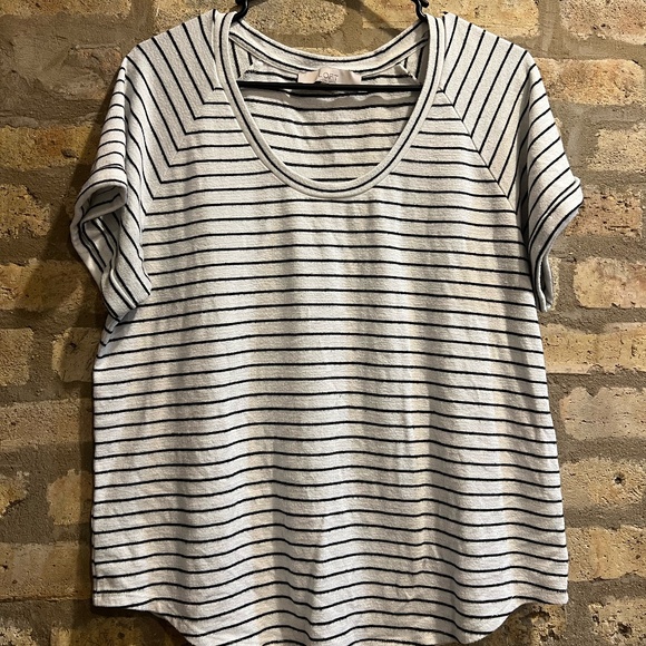 Classic Striped Tee - LOFT (Size Medium) - Great Condition! - Picture 1 of 2